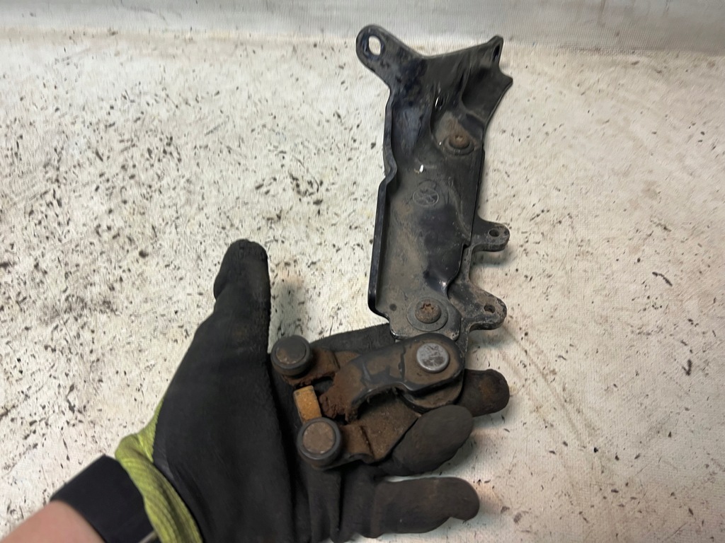 фото №3, Fiat doblo ii 10- combo d ролик дверь правая нижняя