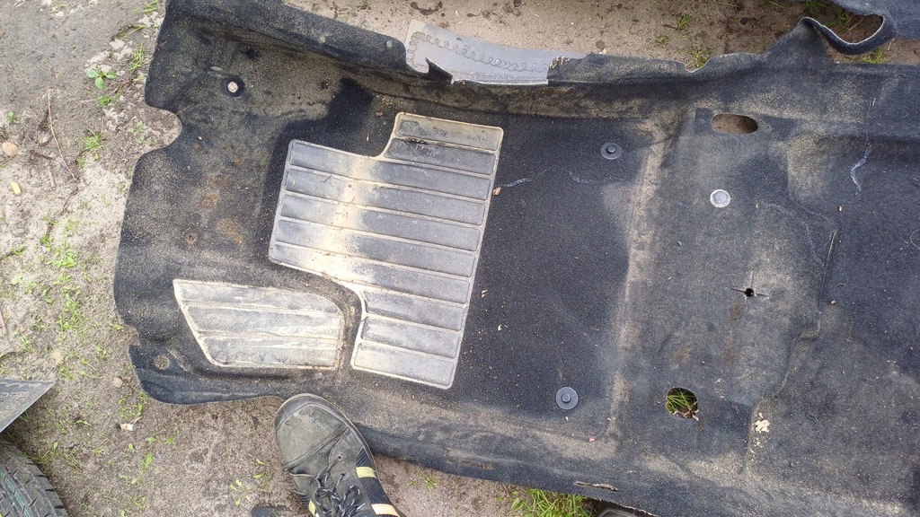 фото №5, Renault clio v коврик обшивка 749025858r