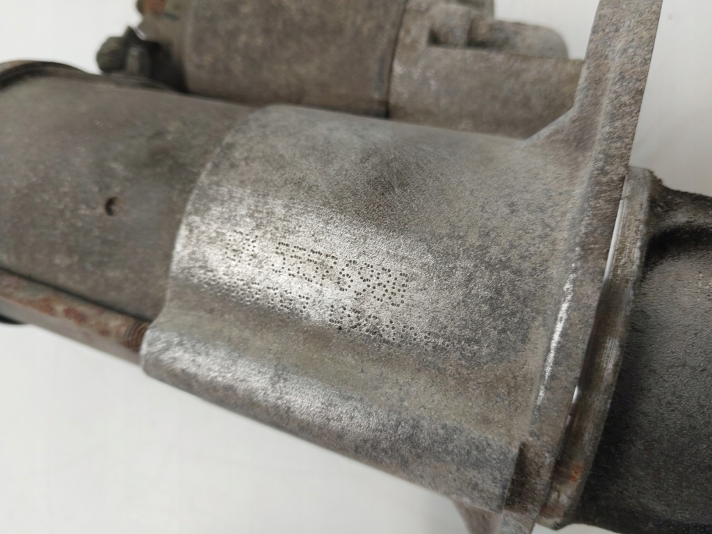 Стартер 55576980 opel insignia a 1.8 16v в Україні