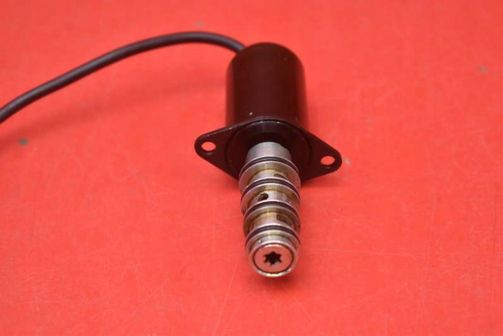 фото №7, Датчик faz розподільного валу beb 22100203 bentley continental gt 1 i 6.0 w12 560 km