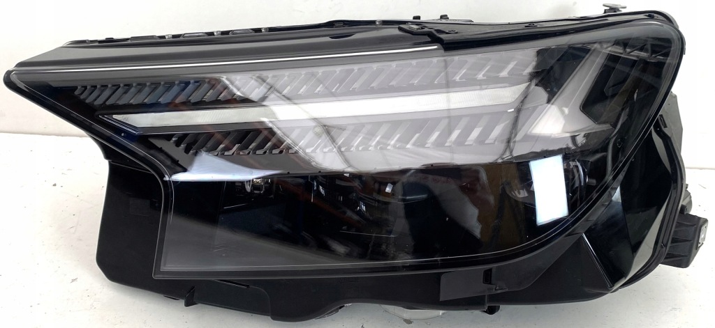 фото №1, Audi q4 sq4 89a лампа ліва перед передня matrix 89a941035d