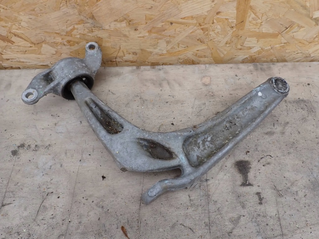 фото №1, Рычаг правый перед honda civic viii ufo