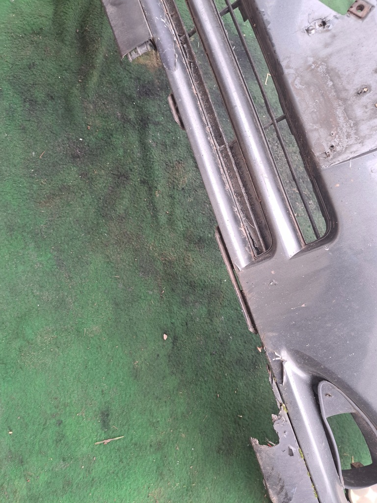 фото №7, Corolla e12 hb хетчбек бампер перед передній 1c3 03r