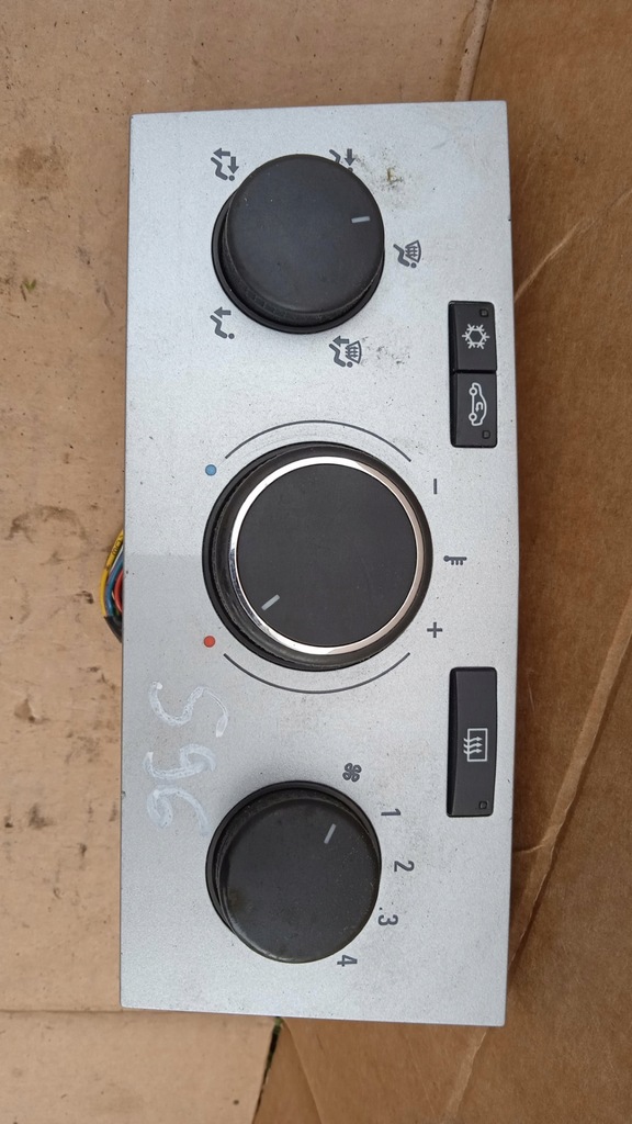 фото №1, Opel zafira b fl панель обдув