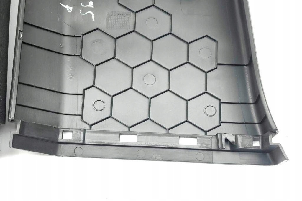 фото №15, Права бічна захист стійка vw id.5 e39 10a867291 electric 2021