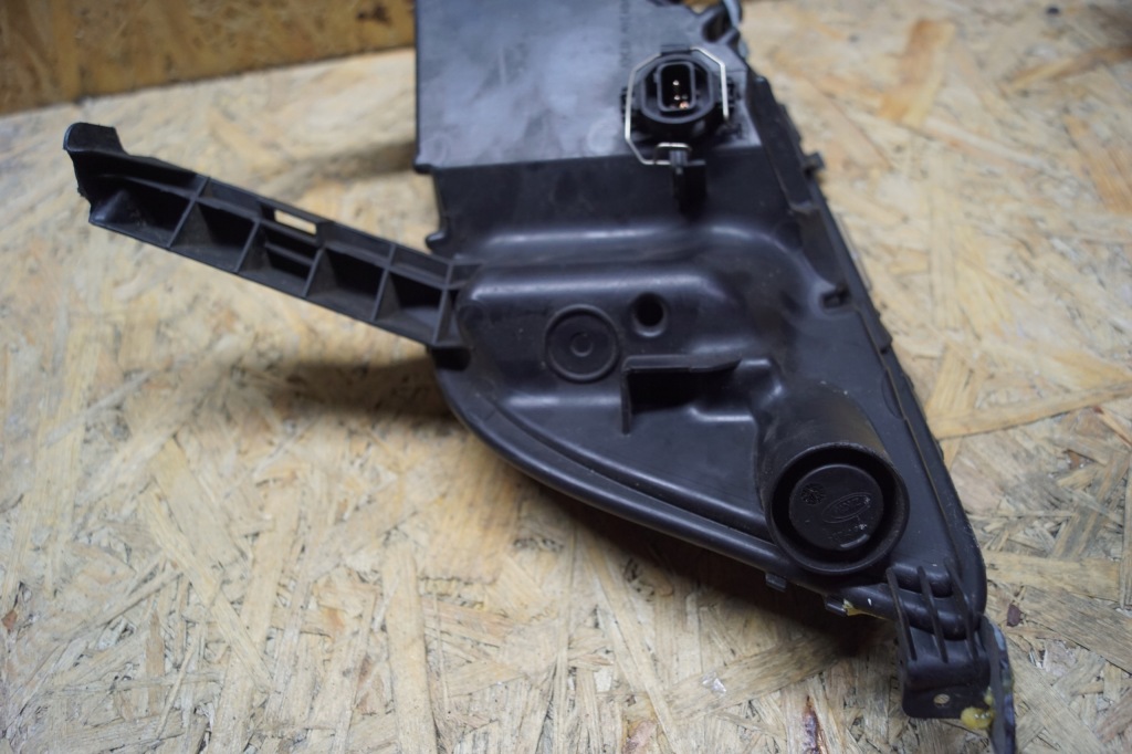 фото №10, Поворотник протитуманна фара правий opel astra j 13264642