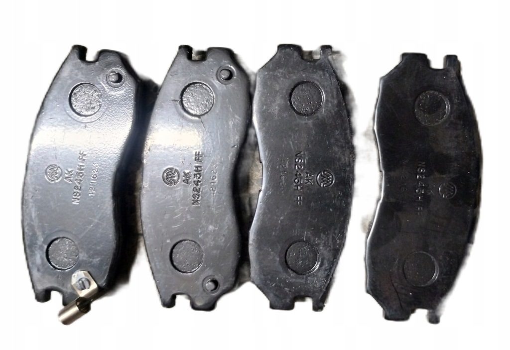 фото №1, Тормозные колодки тормозные перед chrysler sebring / stratus mopar оригинальный номер mr569588