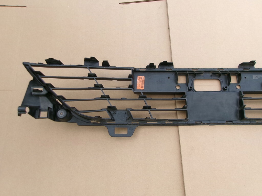 фото №2, Решётка бампера перед renault clio v 20-23