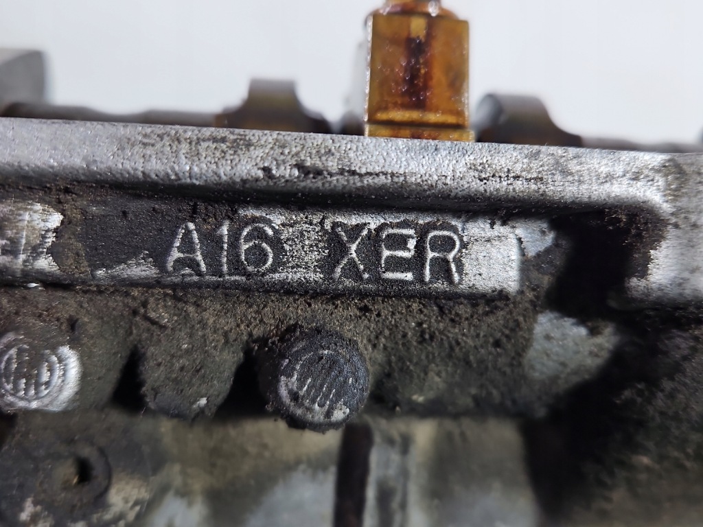 Головка opel astra iv j a16xer 55559340 1.6 16v 116km Доставка