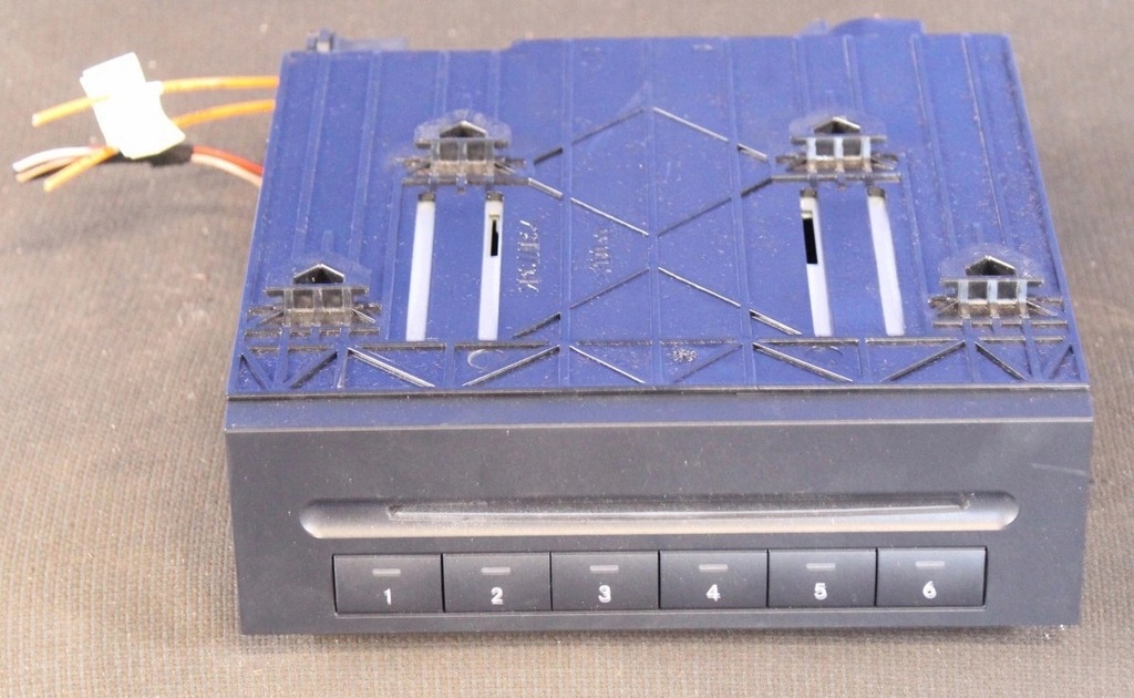 фото №1, Чейнджер дисків cd mercedes slk w171 r171 1715453440