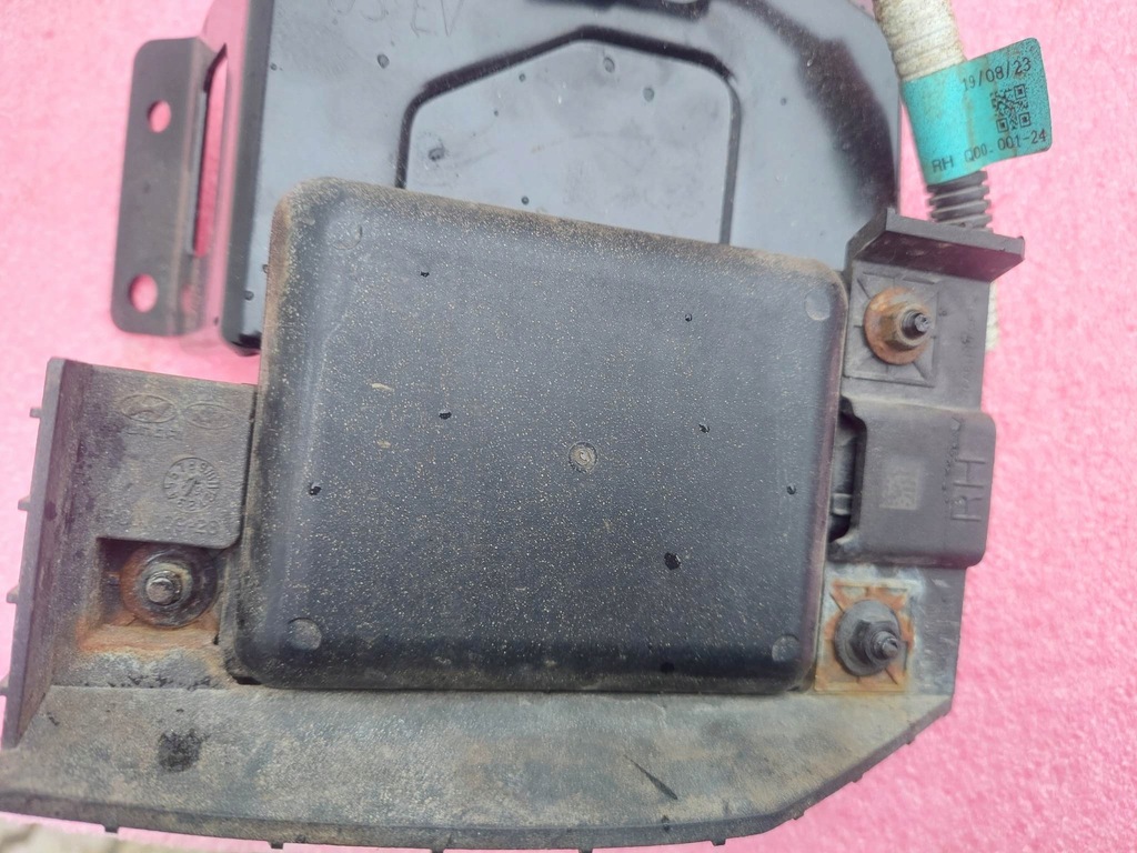 фото №3, Hyundai kona ev electric радар датчик поперечина r задняя