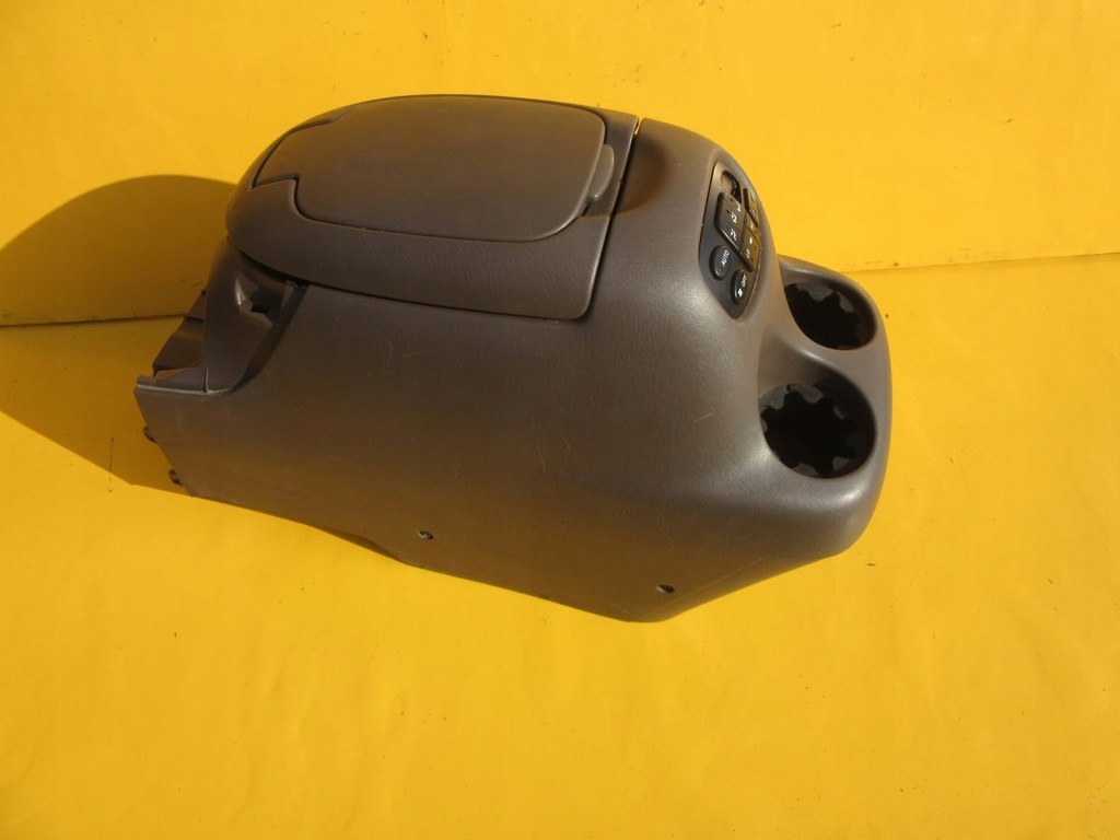 фото №7, Toyota sequoia 01 підлокітник тунель середній kpl