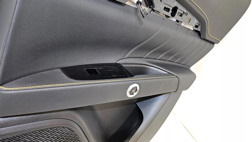 фото №16, Обивка обшивка правый кнопки maserati grecale новый оригинал