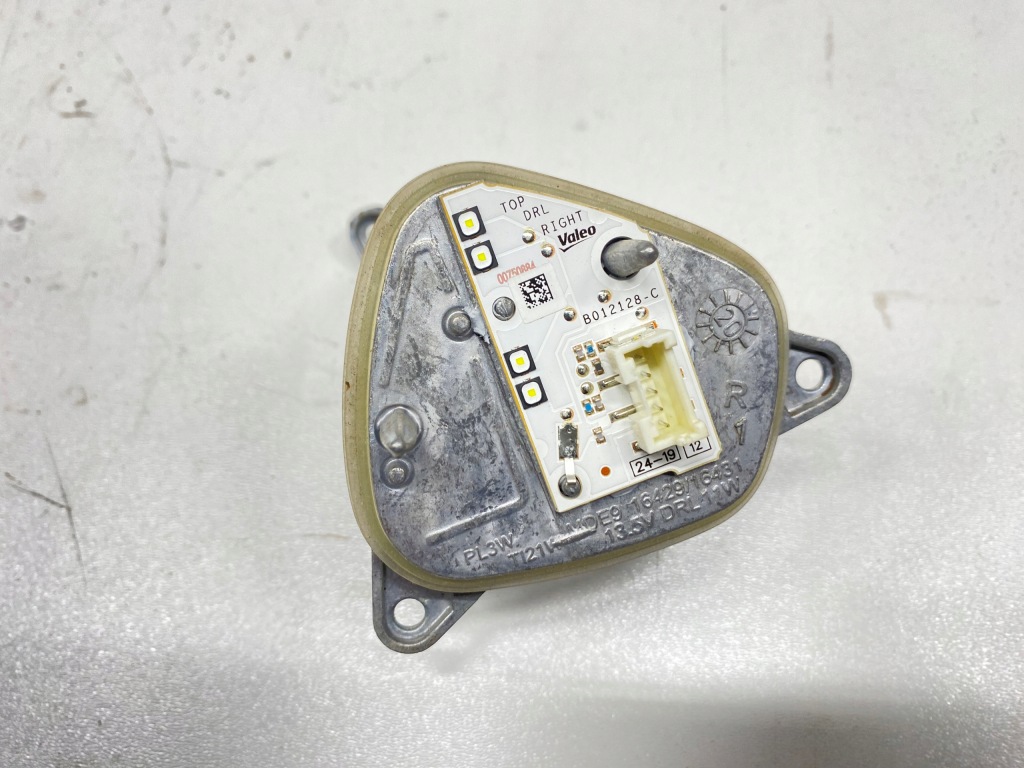 Блок розжига модуль фары led drl йожик  opel crossland x 2016- Доставка