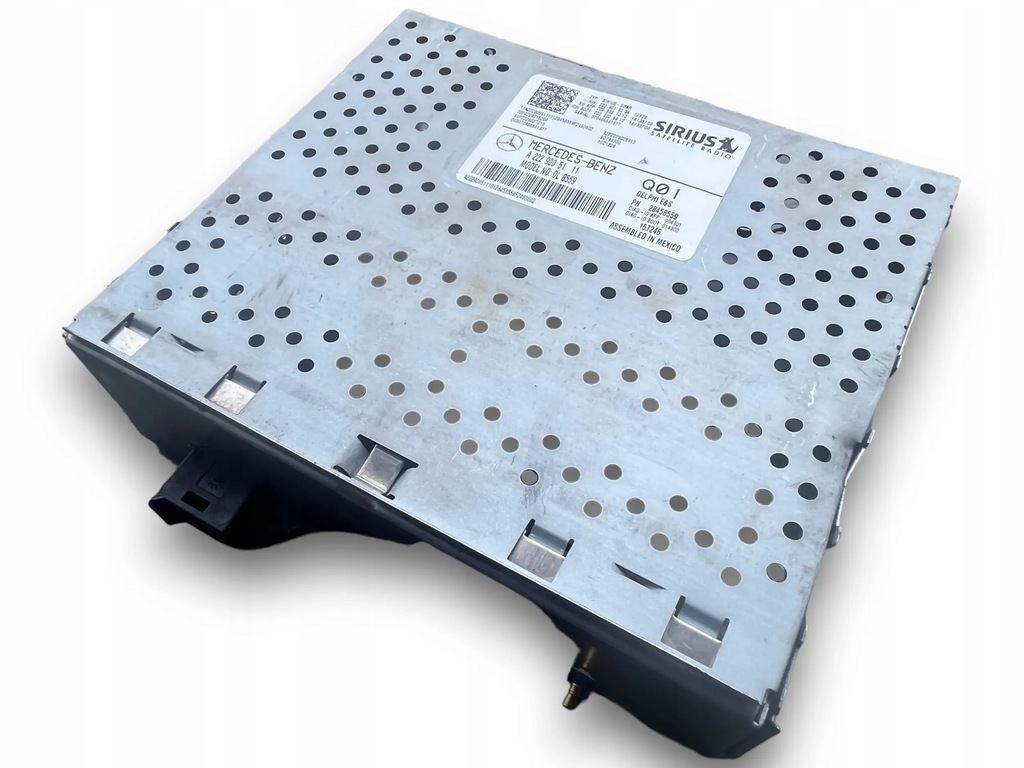 фото №6, Mercedes w222 усилитель тюнер 2229005111 !m