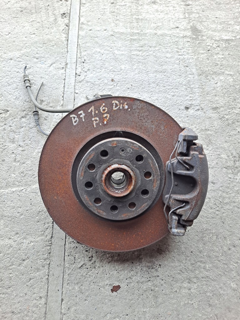 фото №1, Поворотний кулак супорт правий перед vw passat b7 1.6 tdi