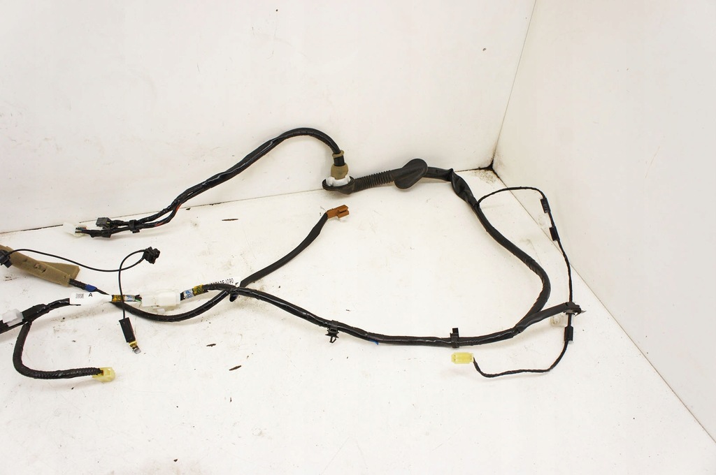 фото №7, Mx210 subaru xv i жгут крышки багажника