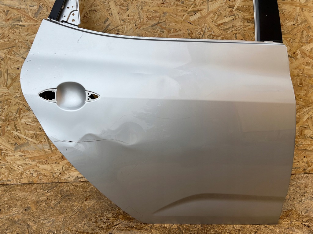 фото №10, Hyundai ix20 ix-20 10- дверь задние задняя правое