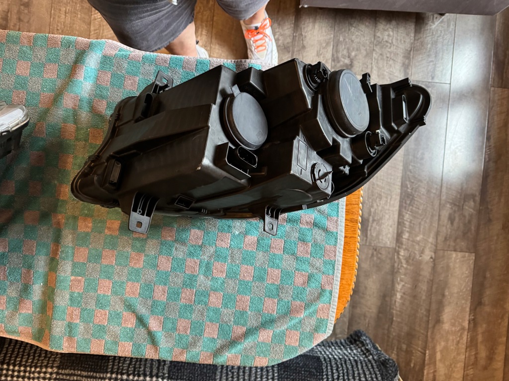 фото №10, Mercedes sprinter 907 910 лампы передние оригинальные