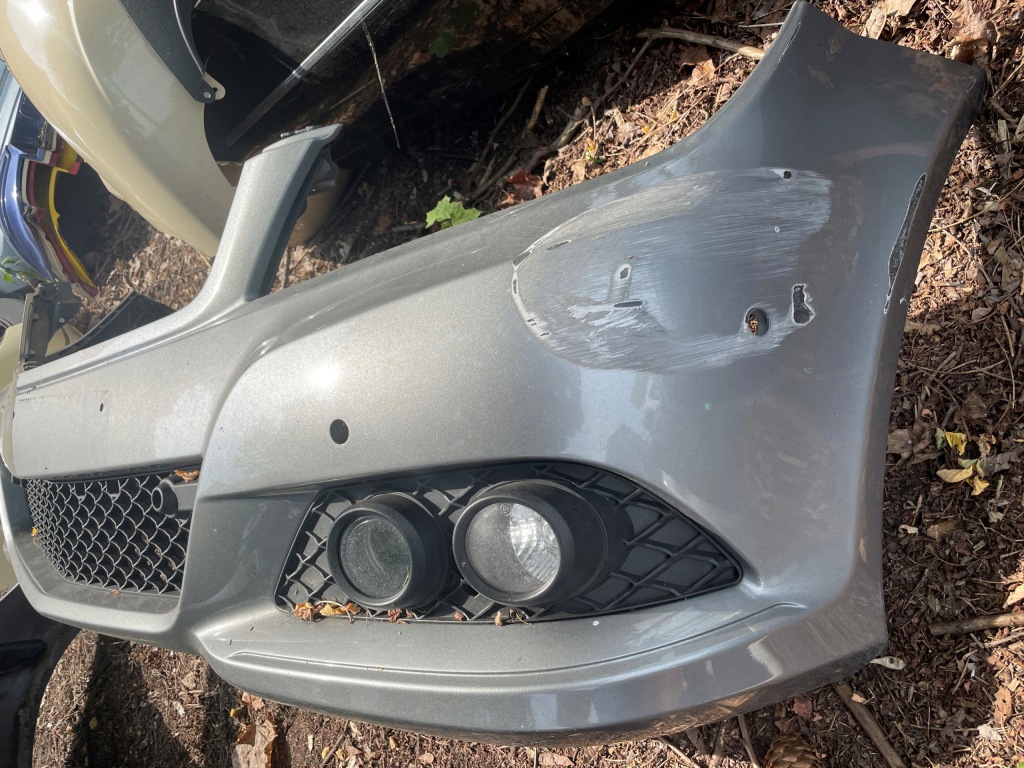 Mercedes c klasa w204 рестайлинг  бампер перед под pdc в Украине