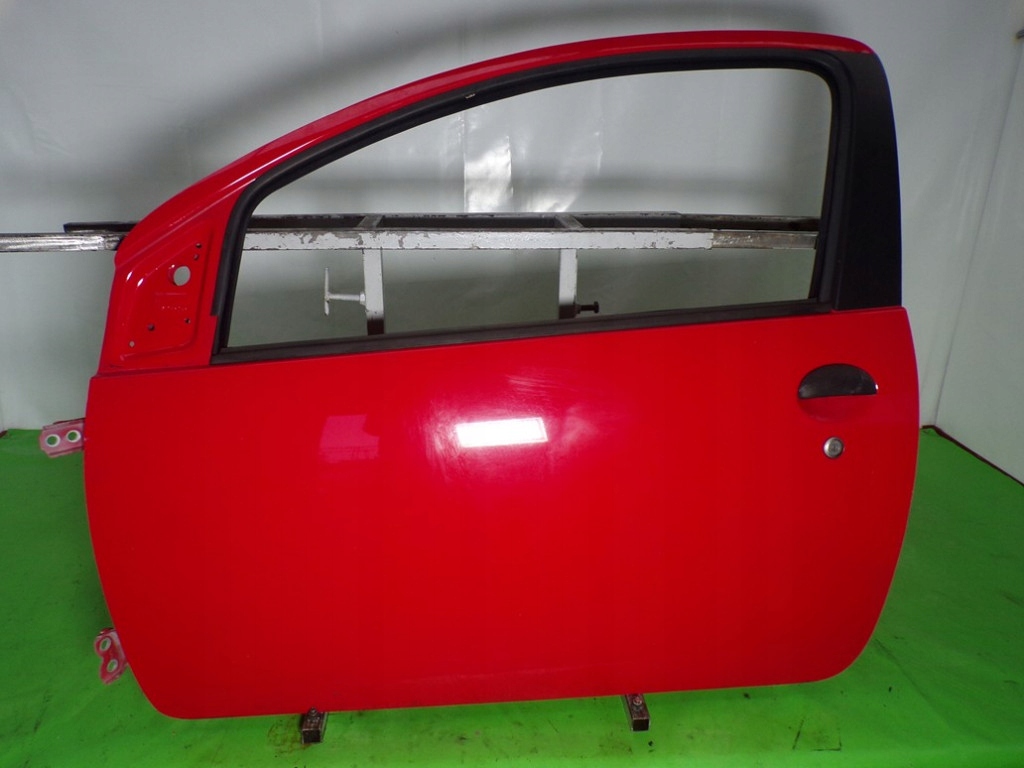 фото №1, Peugeot 107 дверь левая передние перед лак kjh