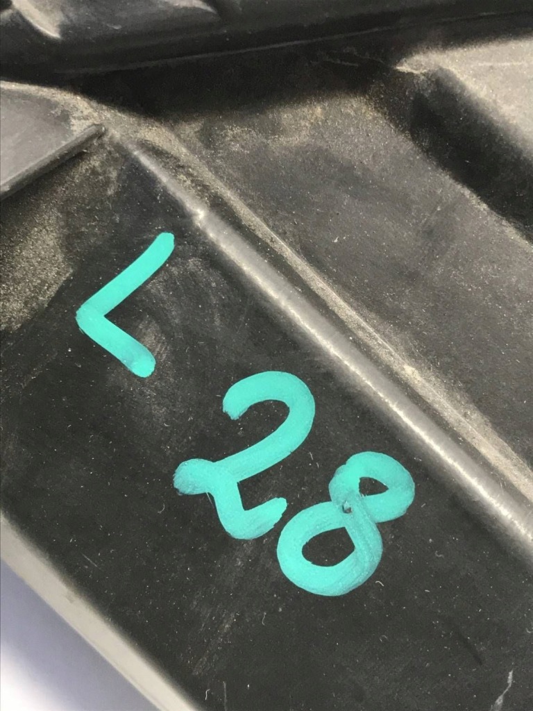 Фара правый  перед full led tesla s рестайлинг  105357500e с Разборки