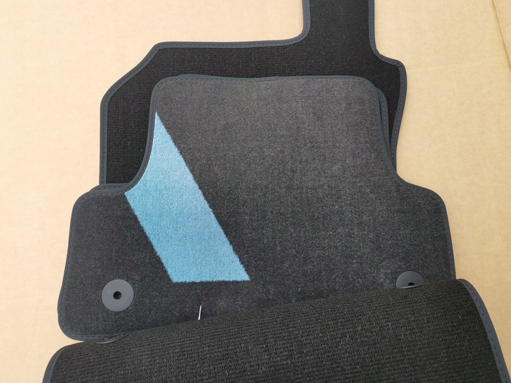 фото №6, Килимки велюрові audi a3 8v2061270c rl