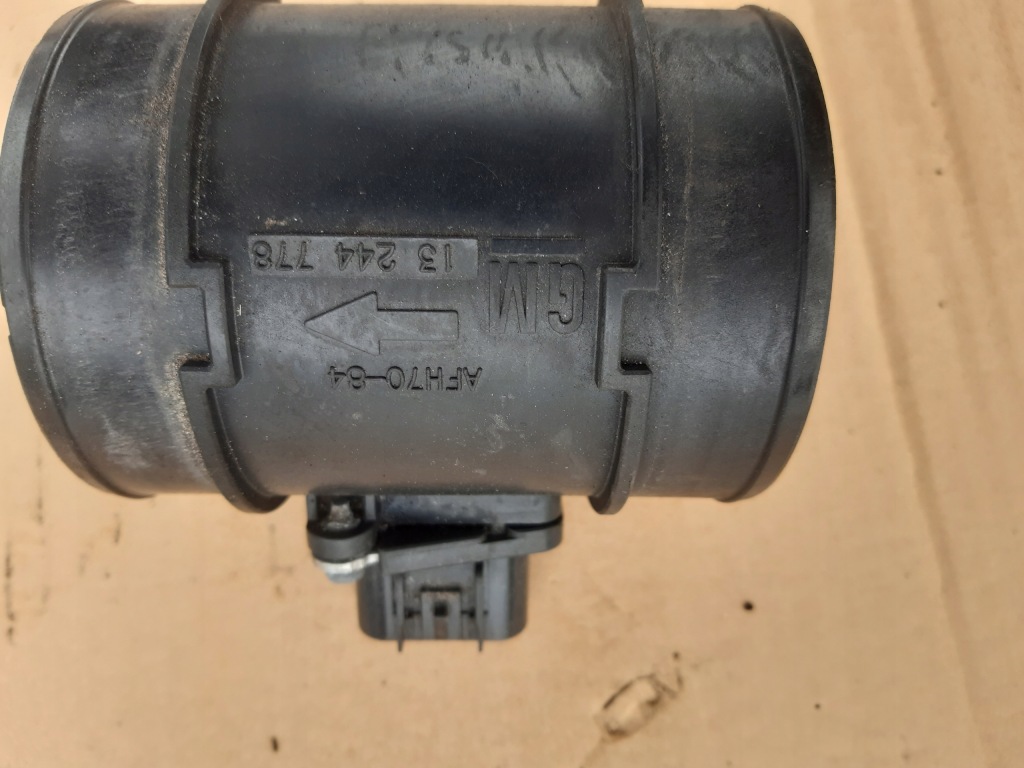 фото №1, Opel insignia 2.0t расходомер 13244777 w-wa