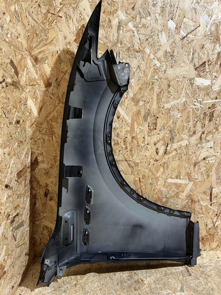 Крыло  перед передний левое  maserati levante 16- lak. 815/b оригинал Цена