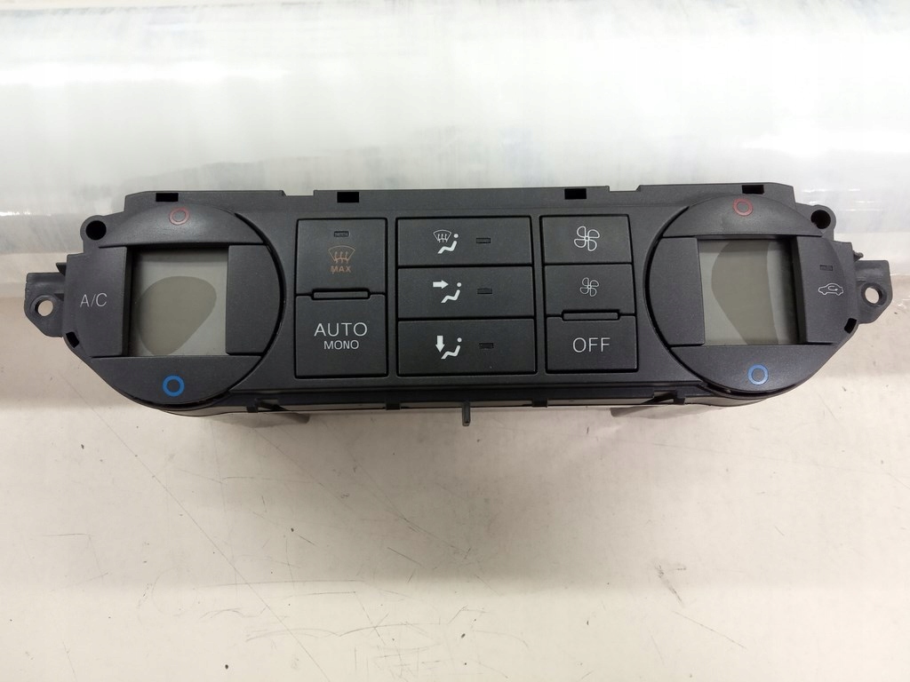 фото №1, Ford c-max mk1 focus mk2 04-07r- панель climatronic