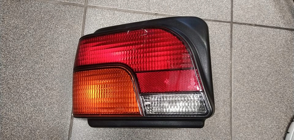 фото №10, Rover 100 111 114 лампа задняя левая org !