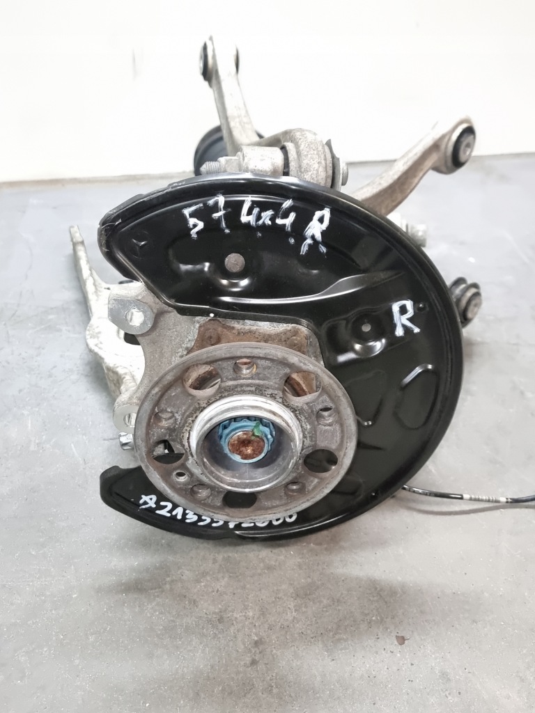 Mercedes w257 53 amg поворотний кулак задній задня права в Україні