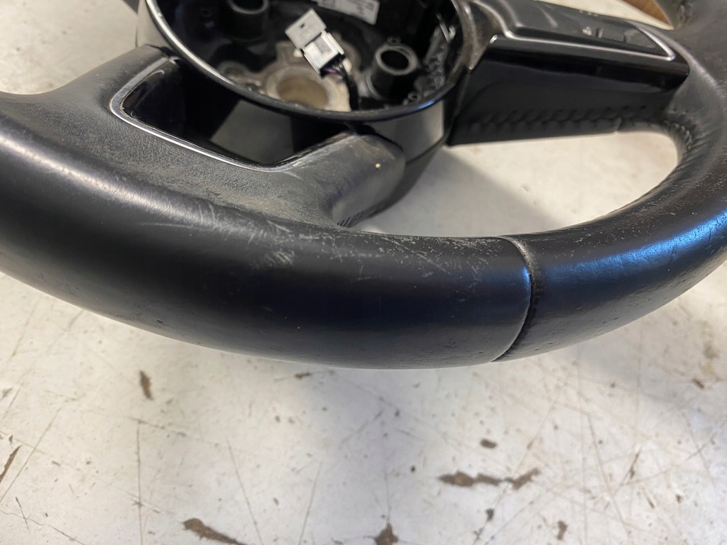 фото №9, Audi a4 b9 воздуховод кожа мультифункция 8w0419091e