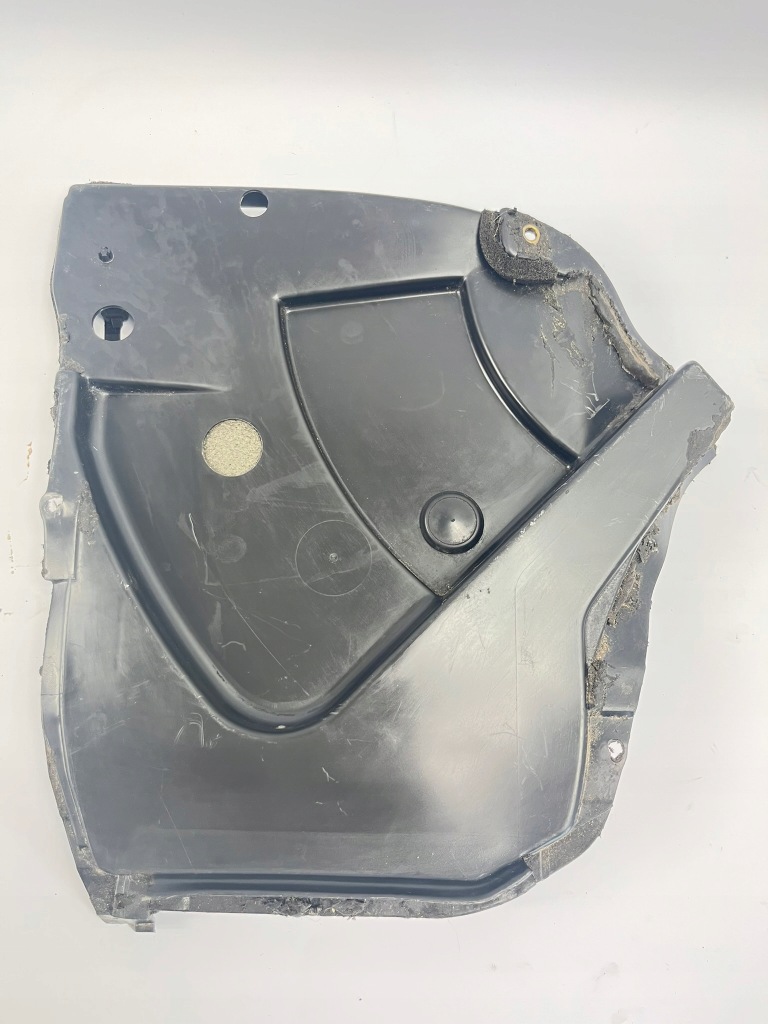 Захист пластик правий задній задній mercedes w124 cabrio 1246906330 Київ