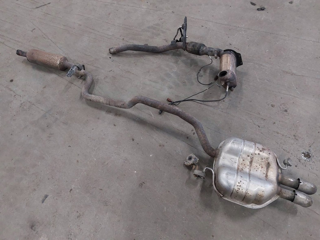 фото №13, Гаситель выхлоп комплект volkswagen passat b6 2.0 tdi 3c0253611af