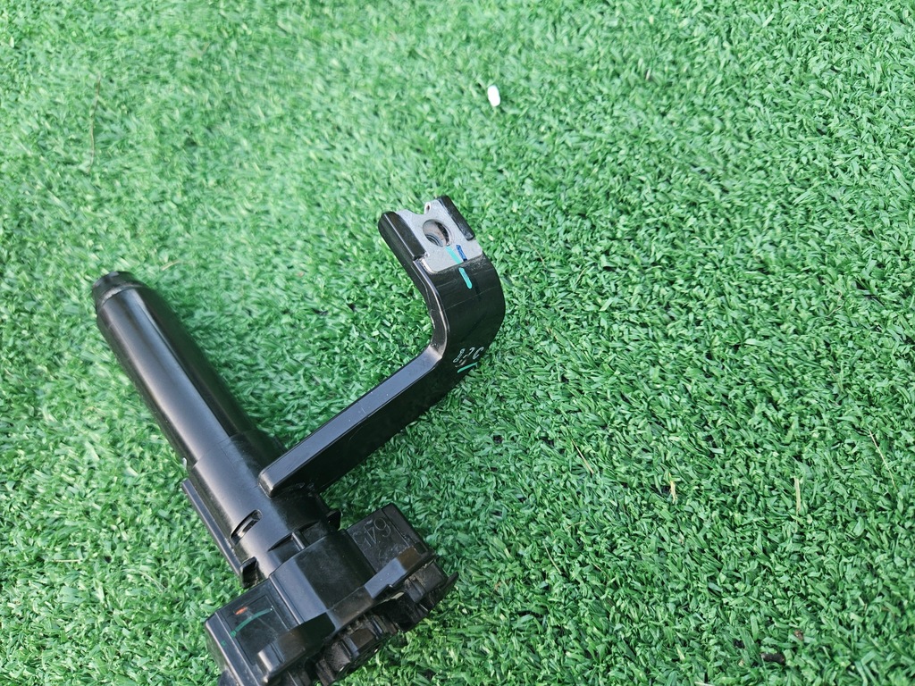 фото №4, Омыватель лампы левый toyota hilux viii 16-