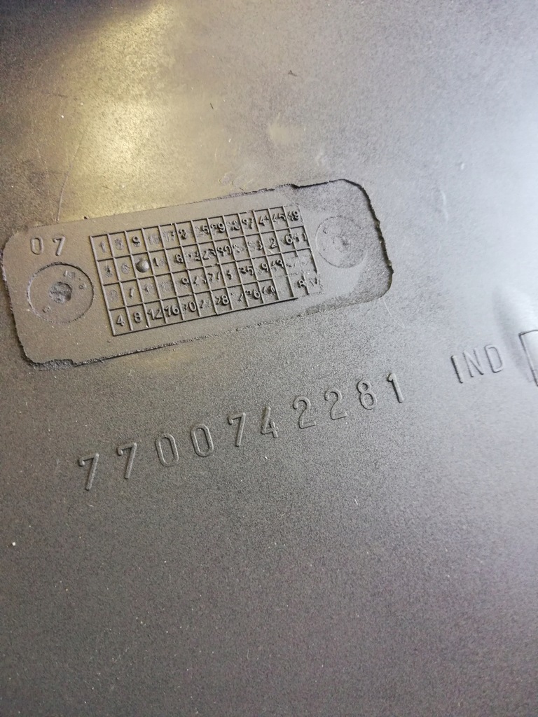 фото №3, Молдинг дверь задняя renault trafic 7700742281 oe!