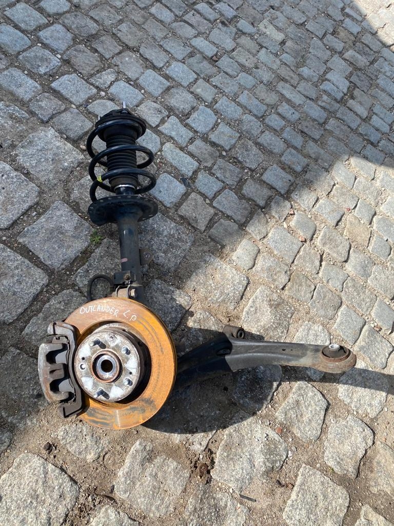 фото №1, Outlander iii lift 2.2 амортизационная стойка поворотный кулак левая