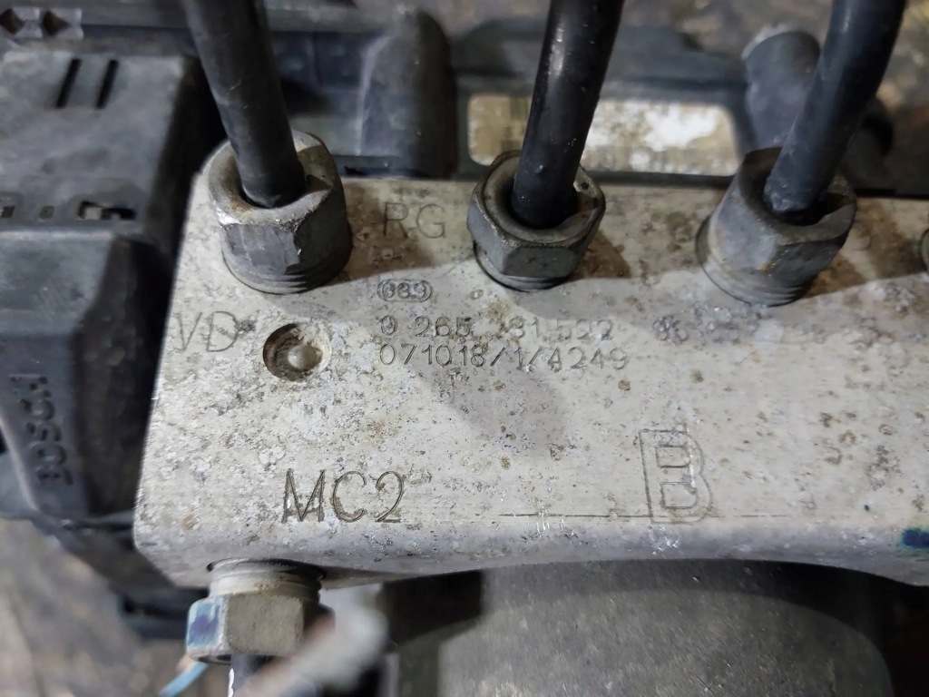 фото №8, Насос блок управления abs citroen xsara picasso 9660779880 0265606415 0265231522