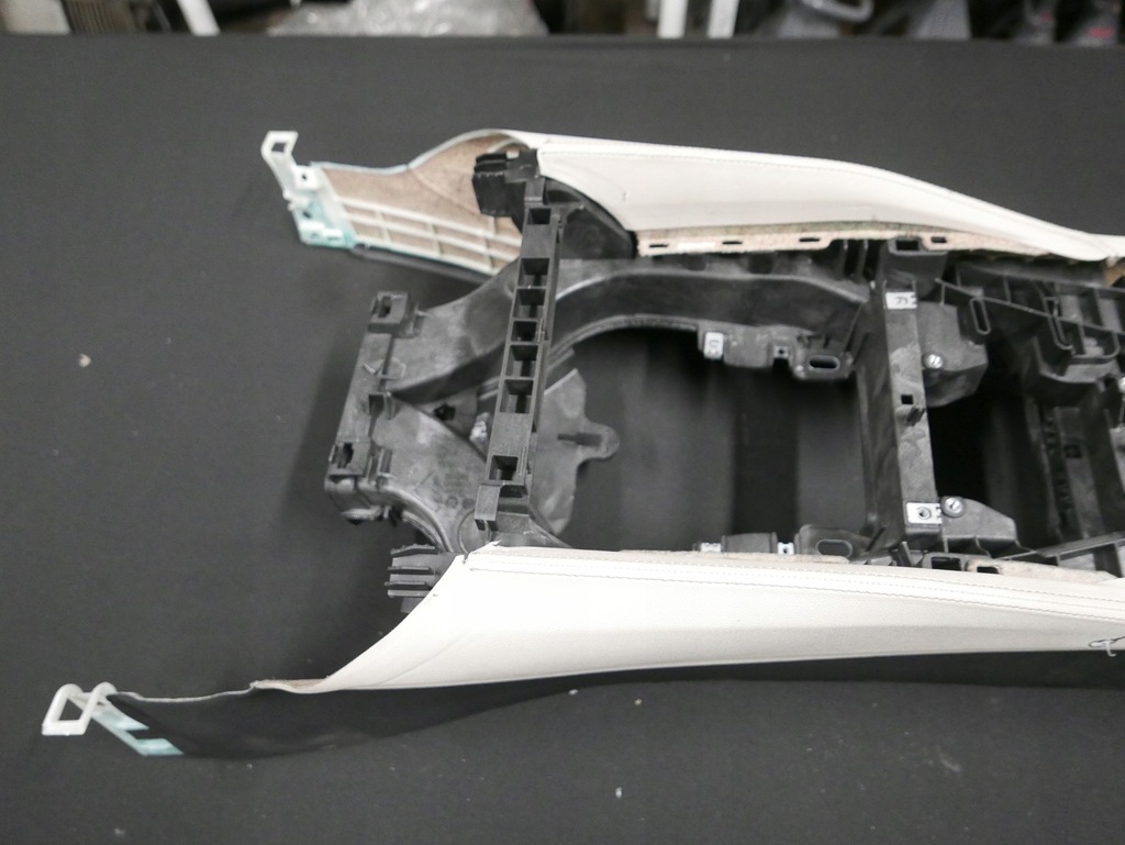 фото №10, Bmw g30 g31 туннель средний elfenbeinweiss