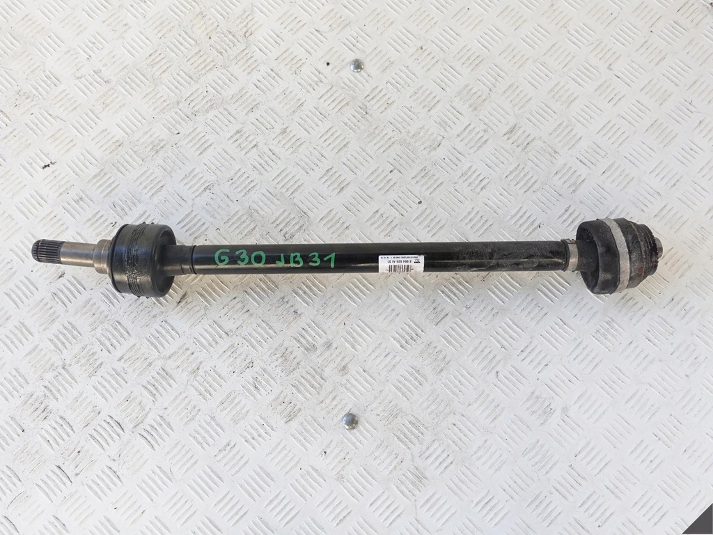 фото №1, Bmw 5 g30 40i sedan приводной вал правая задняя 8664624