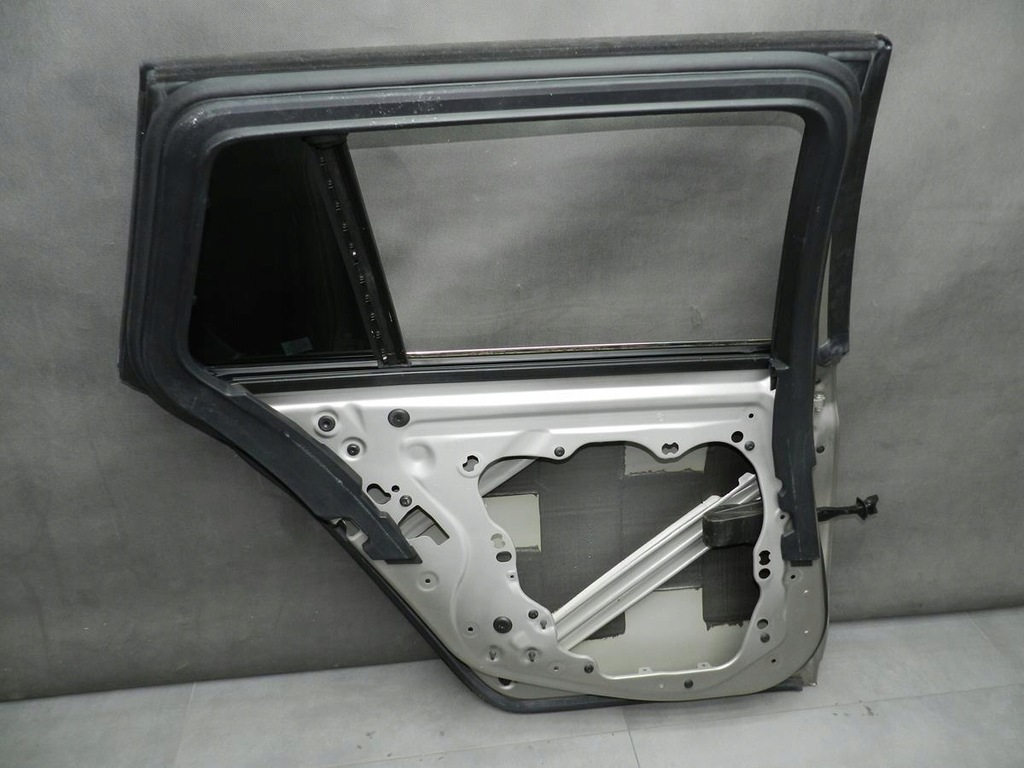 фото №6, Bmw 5 g31 дверь левая задняя a72