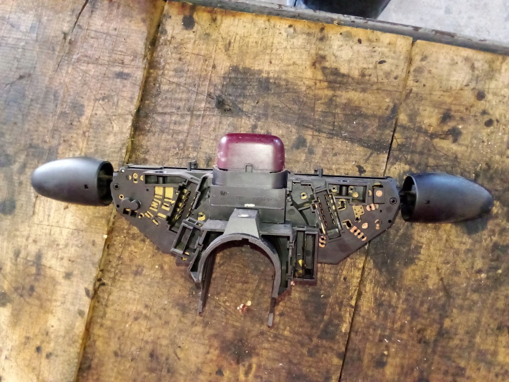 Ford оригінальний номер 95vw-13335abw 7m0953503f Оригінал