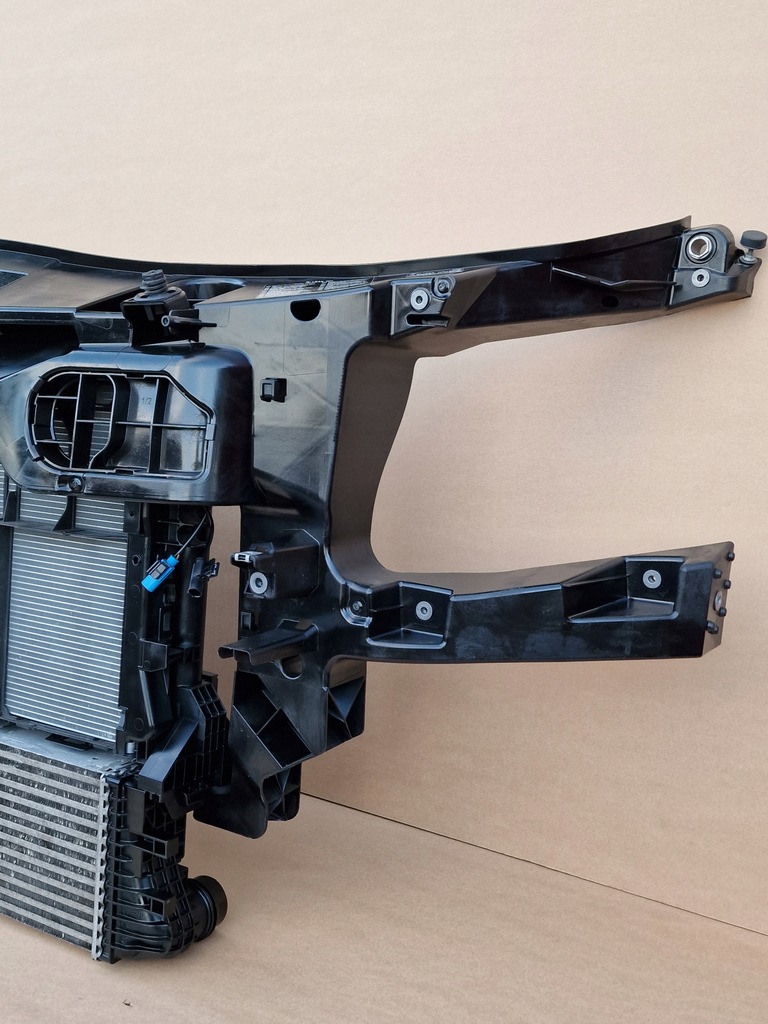 фото №3, Pas передний mercedes sprinter 910 w910 907 w907