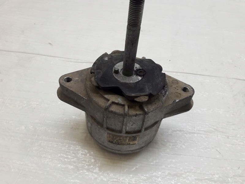 фото №1, Porsche panamera 970 4.8 подушка двигателя