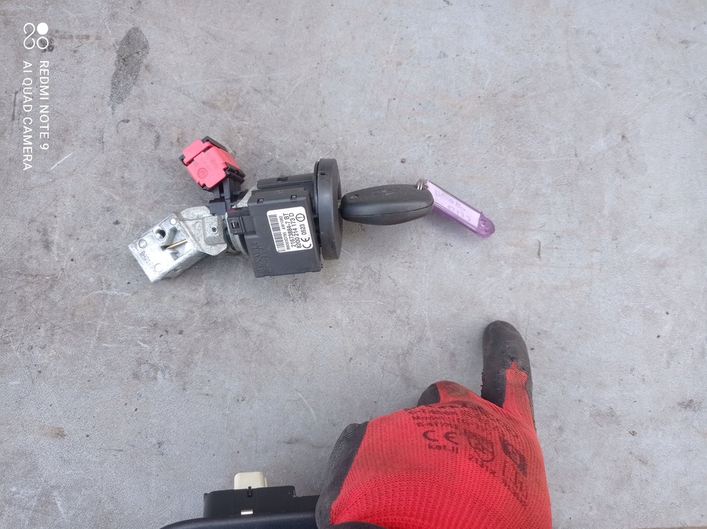 фото №1, Замок зажигания + ключ renault clio iii 8200214173d