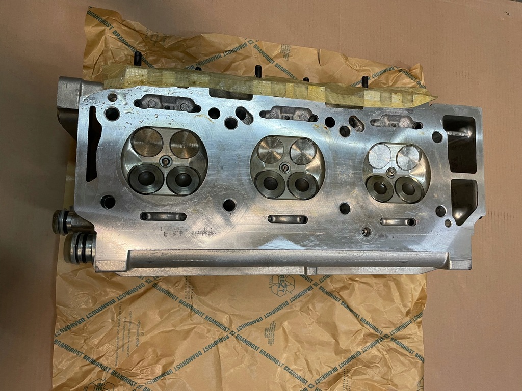 фото №3, Alfa romeo 156 166 2,5 v6 головка + клапаны pr nowa