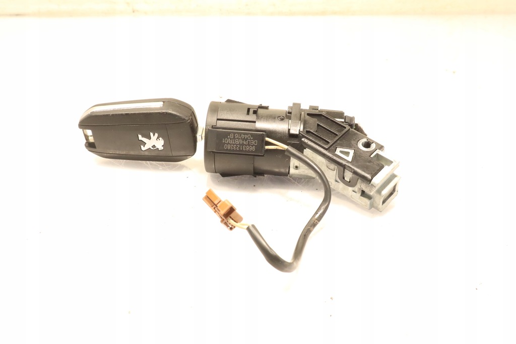 фото №1, Замок зажигания peugeot 308 ii 1.6bluehdi