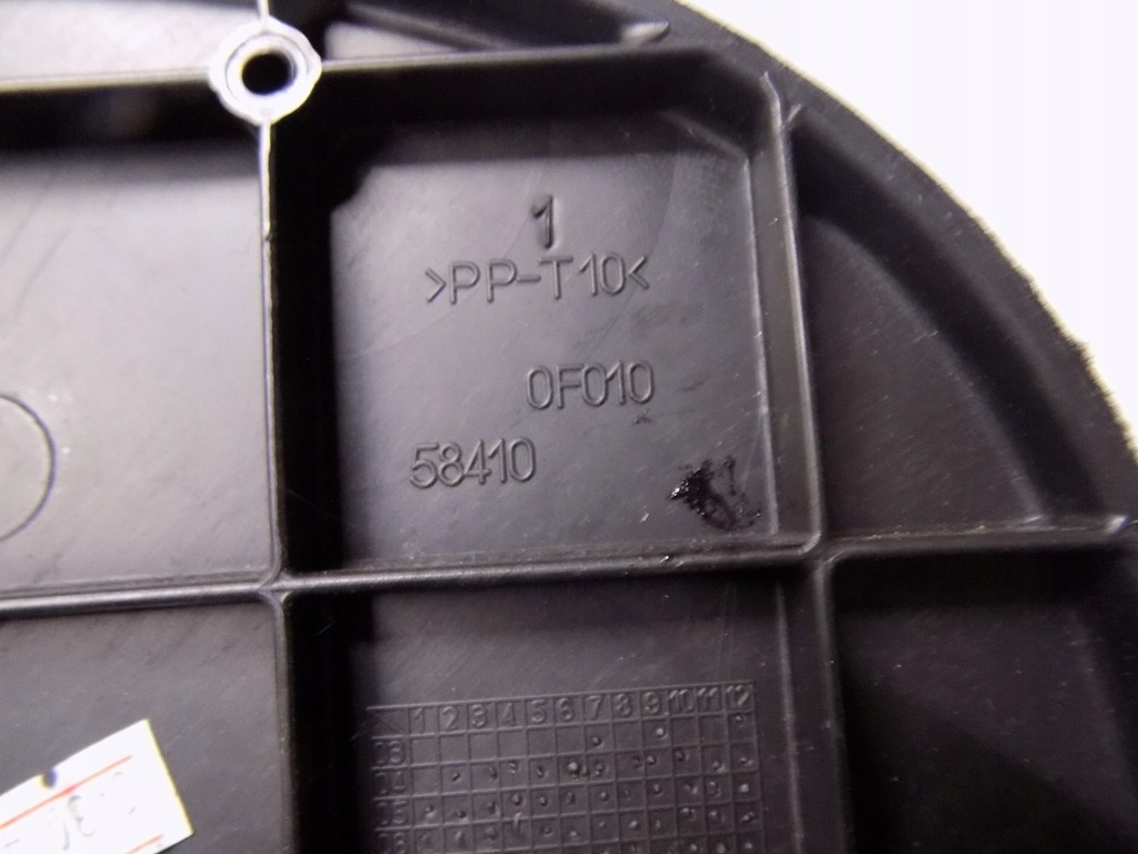 фото №9, Corolla verso ii полка задняя задняя 584100f010