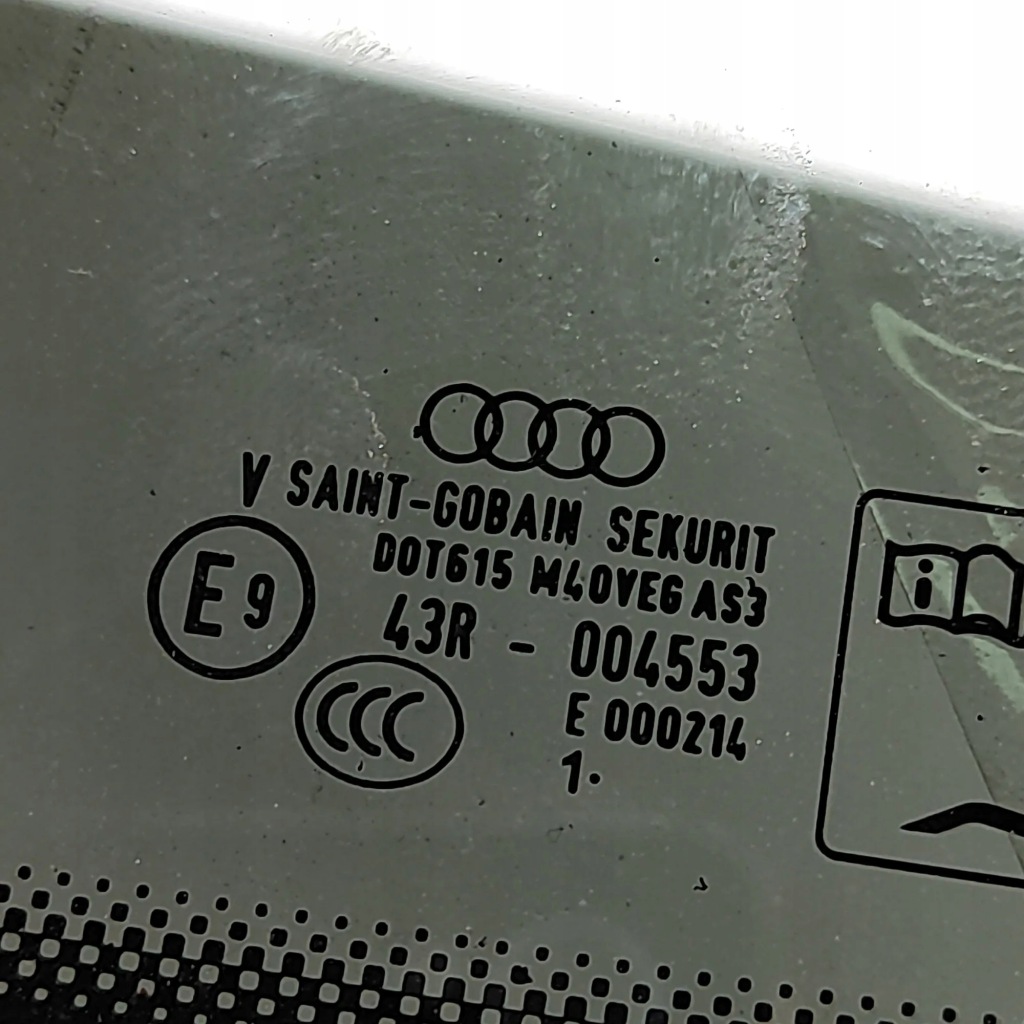Скло ліва задня audi q5 fy 80a845297r 30656218 2.0l 150kw 2022 Зі Шроту